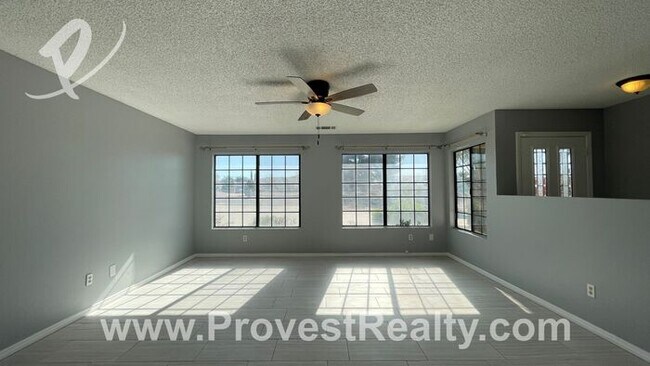 Building Photo - Nice 4 Bedroom 2 Bath Home in Hesperia!!