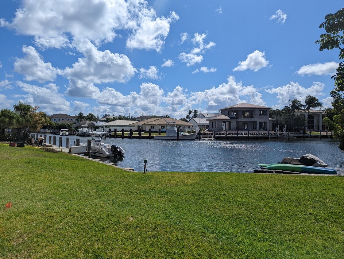 698 NE Spanish River Blvd Unit 15, Boca Raton, FL 33431 Condo for