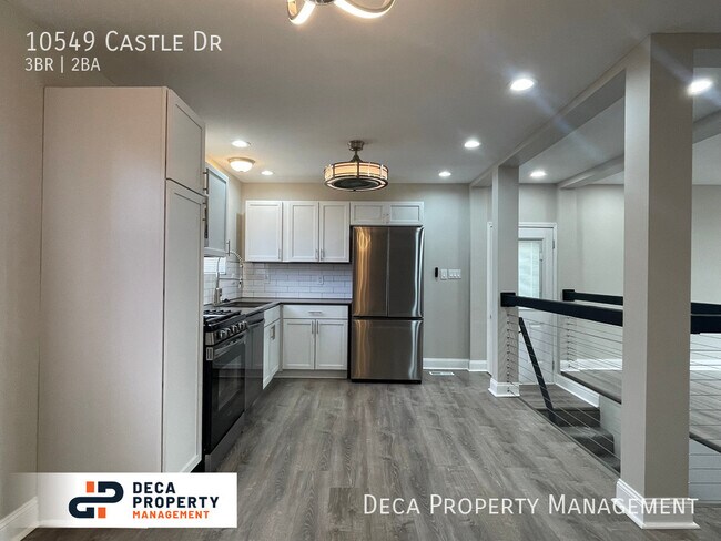 Building Photo - 10549 Castle Dr