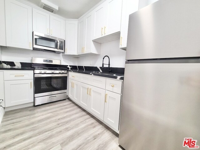 Primary Photo - 687 Shatto Pl