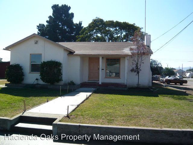 Primary Photo - 300 Park Ave