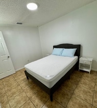 Building Photo - 536 Cheshire Way