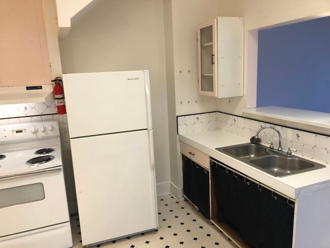 Foto del edificio - 3409 SE 22nd Ave