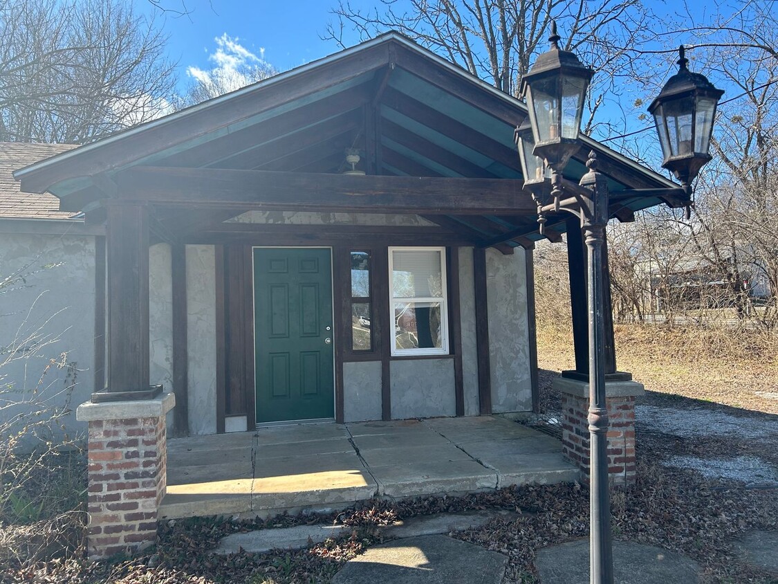 Photo - 1101 S Washington Ave (Fayetteville, AR)