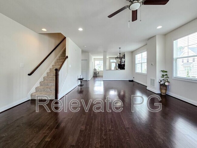 Foto del edificio - 5221 Bedford Falls Cir