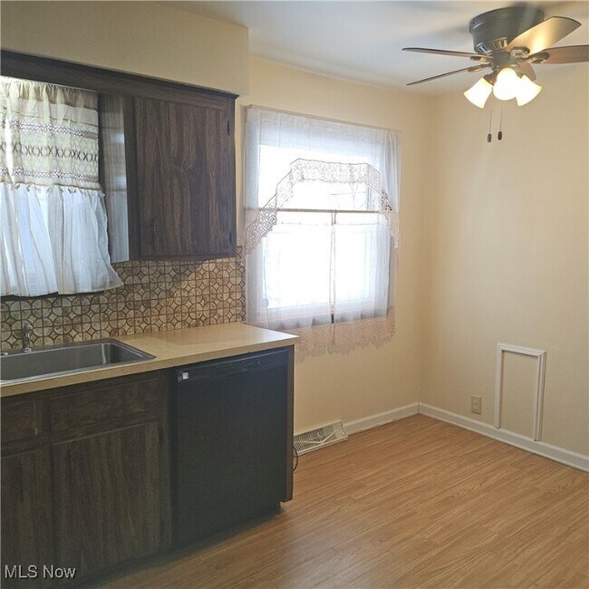 Building Photo - 12400 Orme Rd