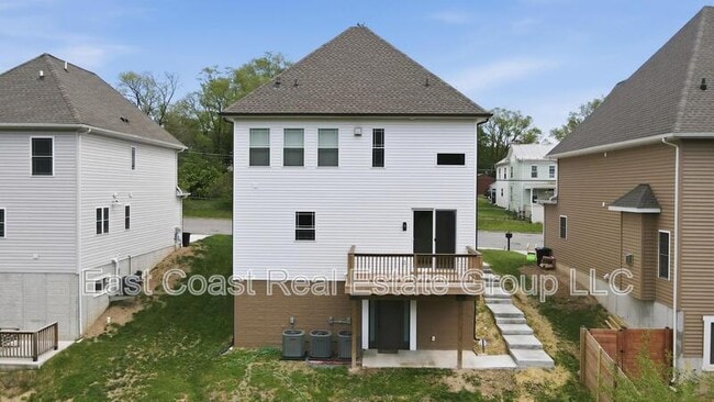Building Photo - 530 N 3rd St