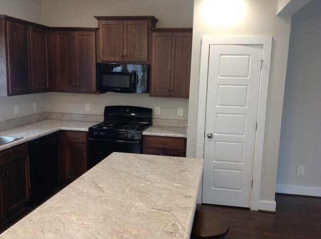 All kitchen appliances provided - 453 Polo Trace