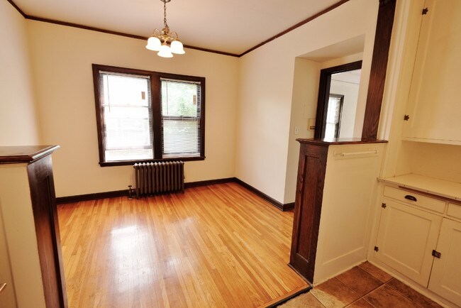 Linden Hills 2716 Apartments Minneapolis, MN