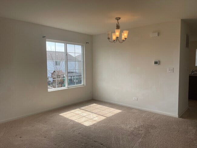 Foto del edificio - 1086 Sapphire Ln