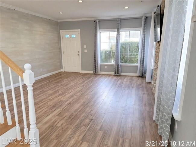 Building Photo - STUNNING NW HOME IN GATED COMMUNITY!!