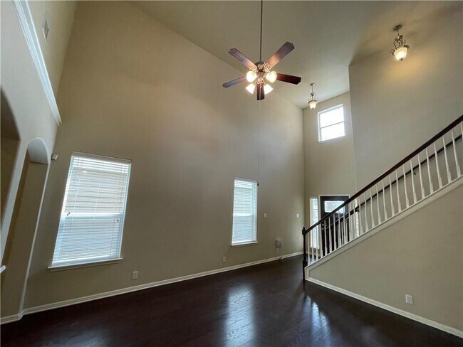 Foto del edificio - 1704 Rockland Dr