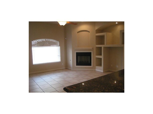 Foto del edificio - 6368 Franklin Crest Drive