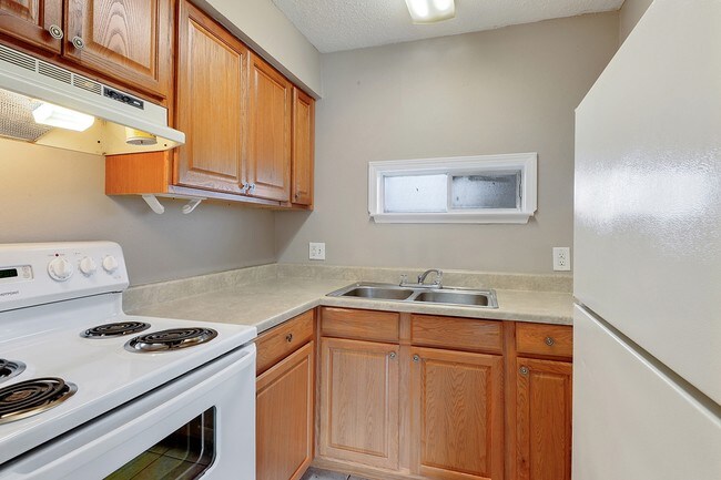 Forestwood Apartments photo'