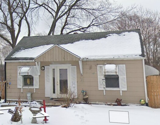 Primary Photo - 3005 S Scott Ave