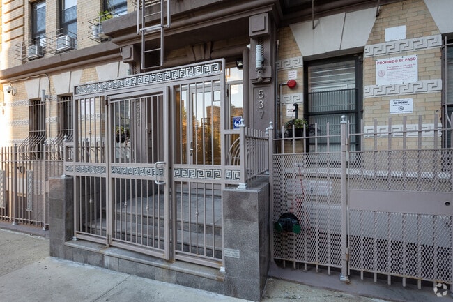 Entrance - 537 W 133rd St