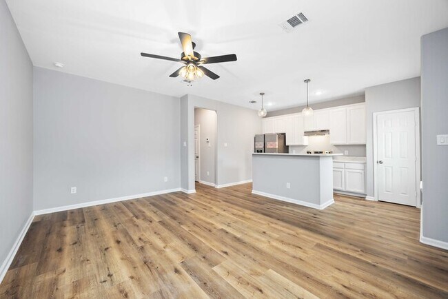 Foto del edificio - Charming 2 beds 2 baths in Houston!