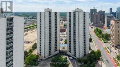 Building Photo - 363 Colborne St