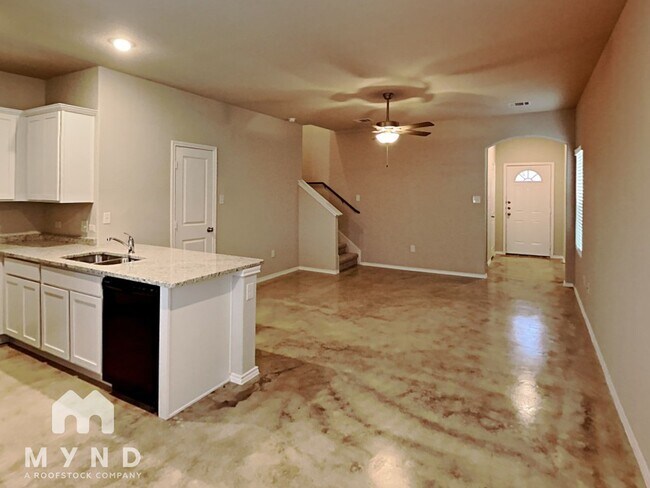 Foto del edificio - 8727 Key Windy Way