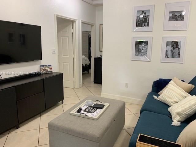 Foto del edificio - 3136 Hibiscus St