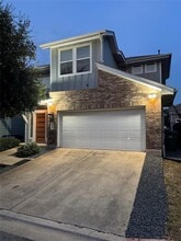 Building Photo - 2205 Capulet St