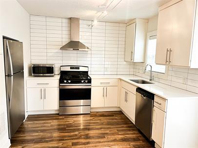 Photo - 507 Boyett St House