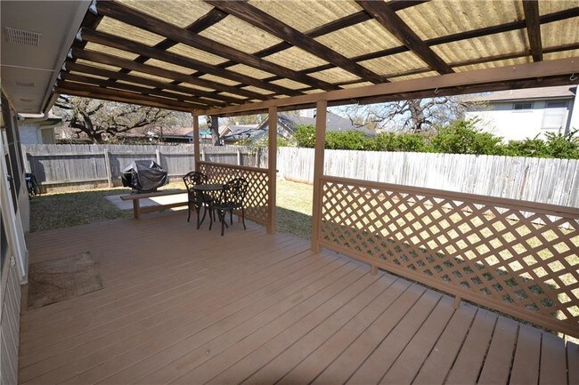 Building Photo - 1705 Mexican Plum Trail