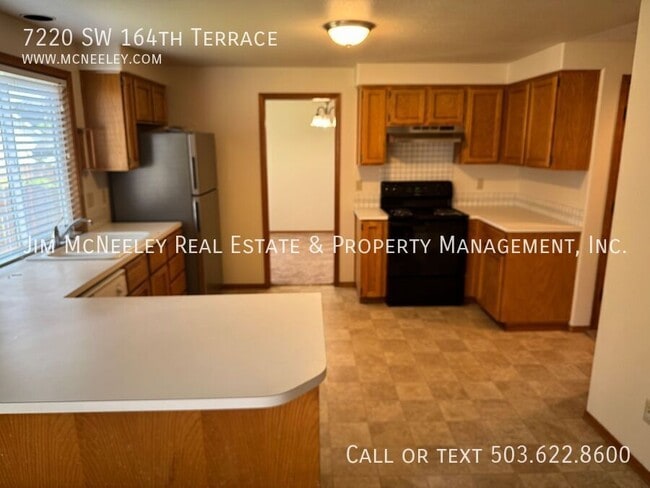 Building Photo - 7220 SW 164th Terrace