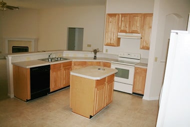 Building Photo - 932 W. Doty Branch Lane