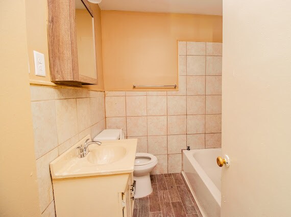 Building Photo - 1709 Brizendine Dr