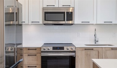 Building Photo - 22980 Vista Edera Cir