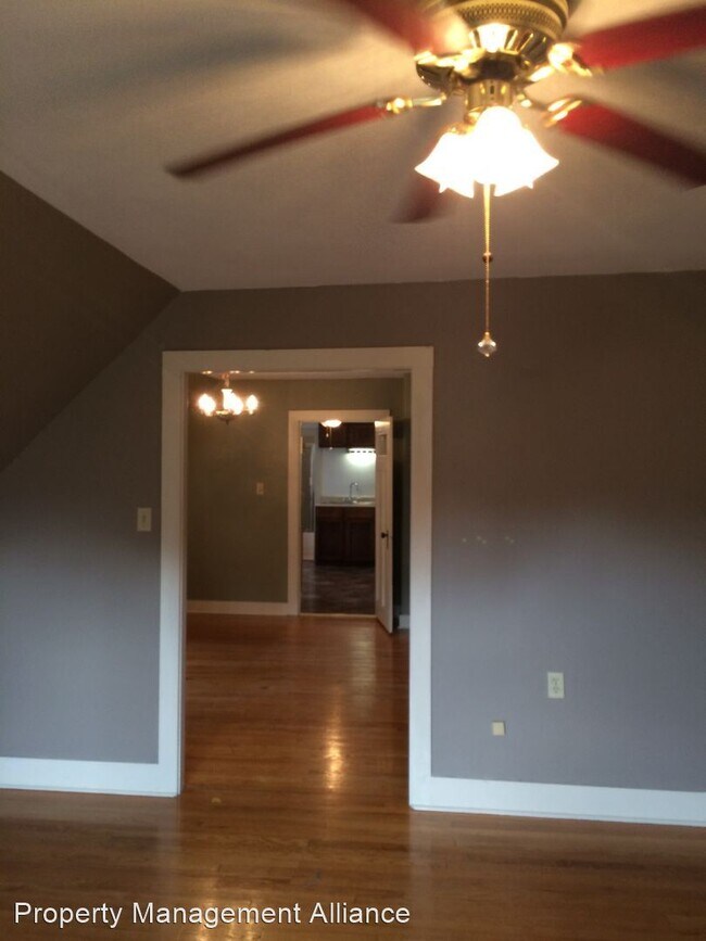 Building Photo - 2 br, 1 bath House - 314 Woodruff Ave-314-02