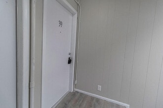 Building Photo - 3408 Balboa Ln