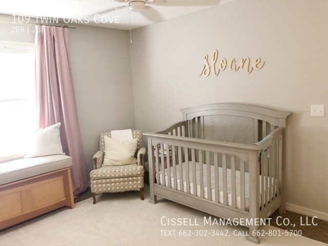 Foto del edificio - 109 Twin Oaks Cove