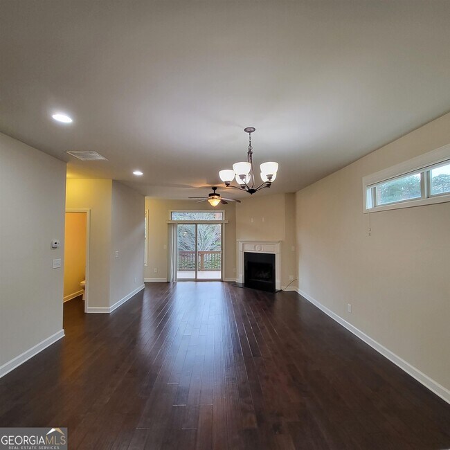 Foto del edificio - 4272 Tacoma Trce