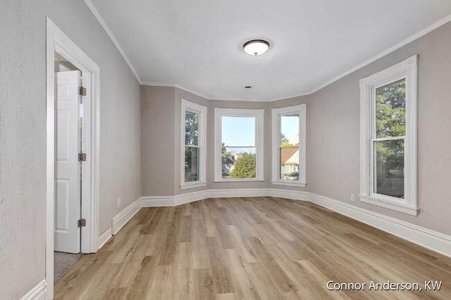 Foto del edificio - 640 Prospect Ave SE