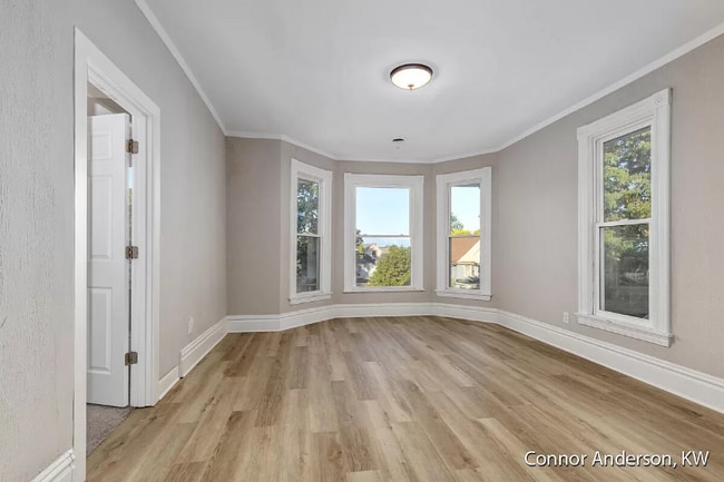 Building Photo - 640 Prospect Ave SE