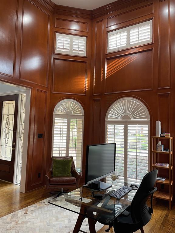 Foto del edificio - 13606 Neils Branch Dr