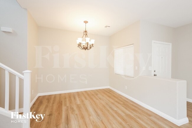 Foto del edificio - 624 E Brown Breeches Ave