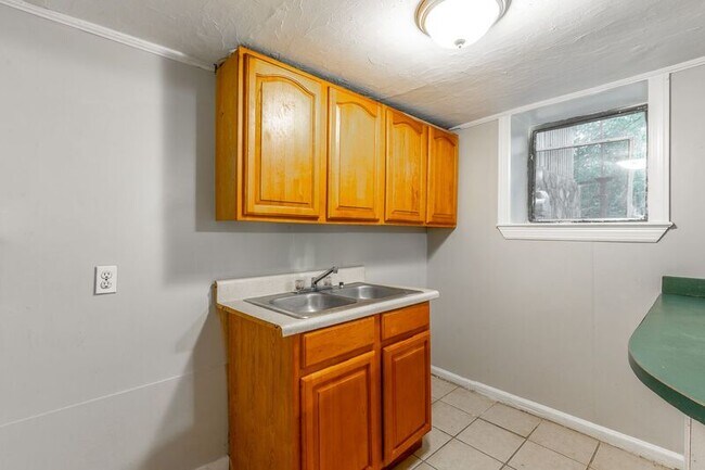 Foto del edificio - 518 E Manning St