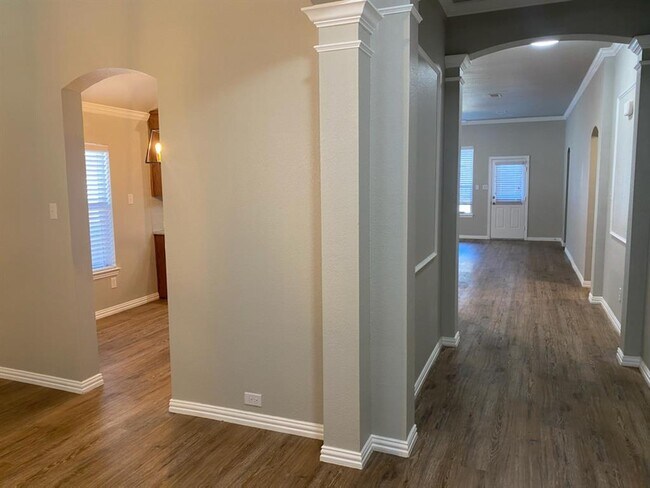 Building Photo - 217 Redhead Dr