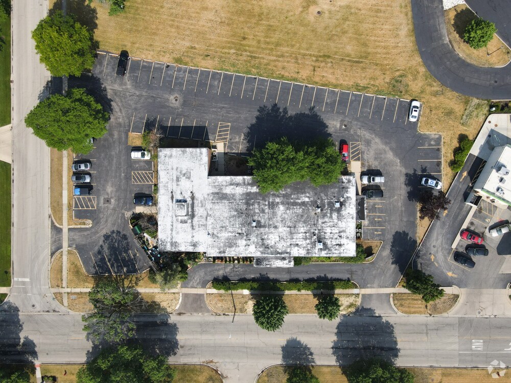 Aerial Photo - 460 Coventry Ln