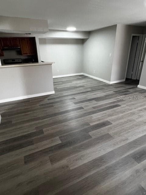 Foto del edificio - 4200 Thornbriar Ln