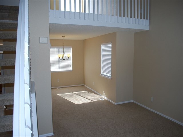 Building Photo - 2428 Cherry Circle