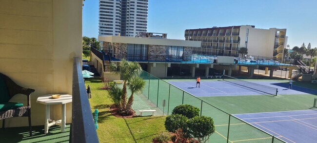 Foto del edificio - 1437 N Atlantic Ave
