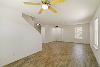 Building Photo - 6942 Shining Sumac Ave