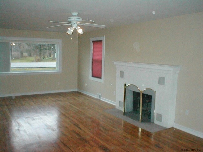 Building Photo - 167 SARATOGA Rd