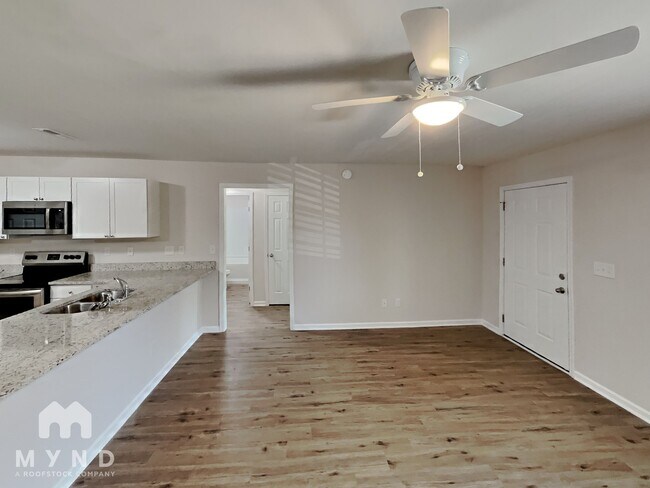 Foto del edificio - 3284 Anderson Mountain Rd