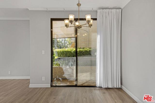 Foto del edificio - 8642 Gregory Wy