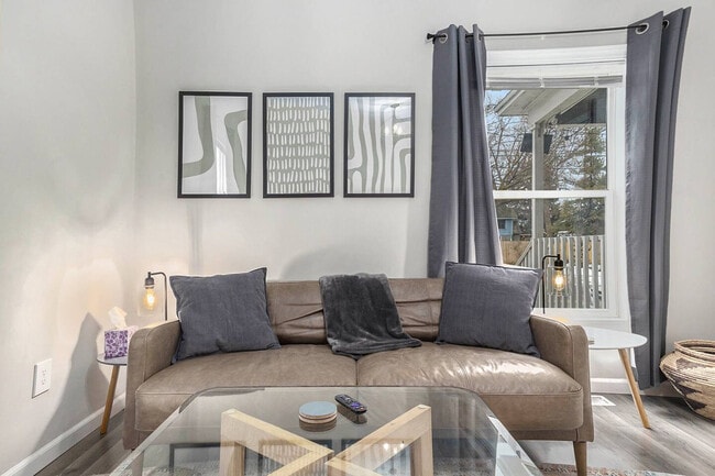 Foto del edificio - 415 6th St NW